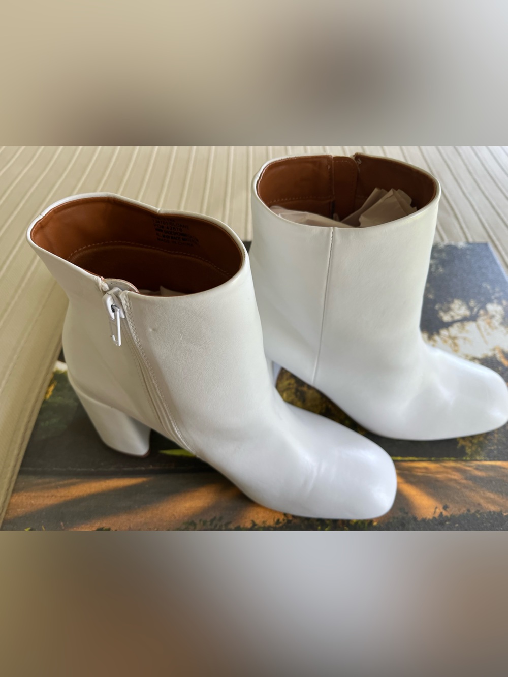 Sofia Taylor ankle faux leather boots size 11